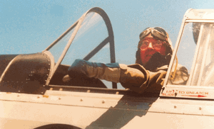 Gus Mauch in a Wirraway on November 29, 2003.